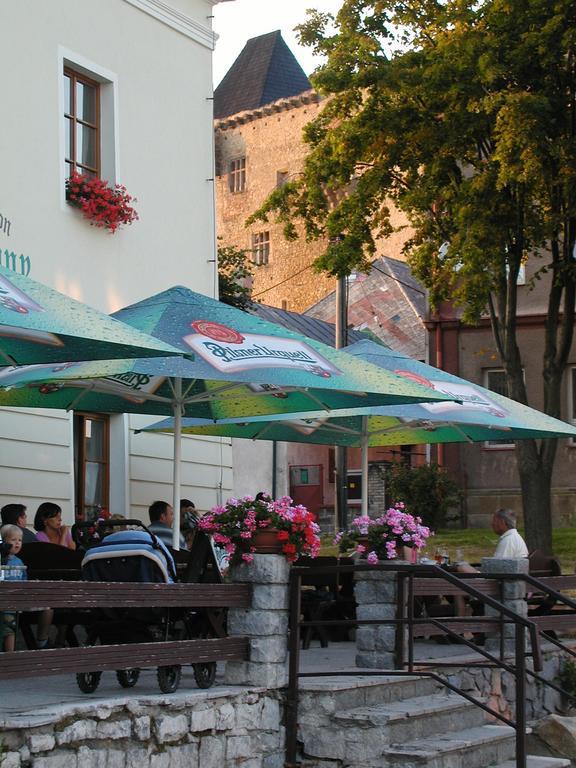 Hôtel U Ceske Koruny à Lipnice nad Sázavou Extérieur photo